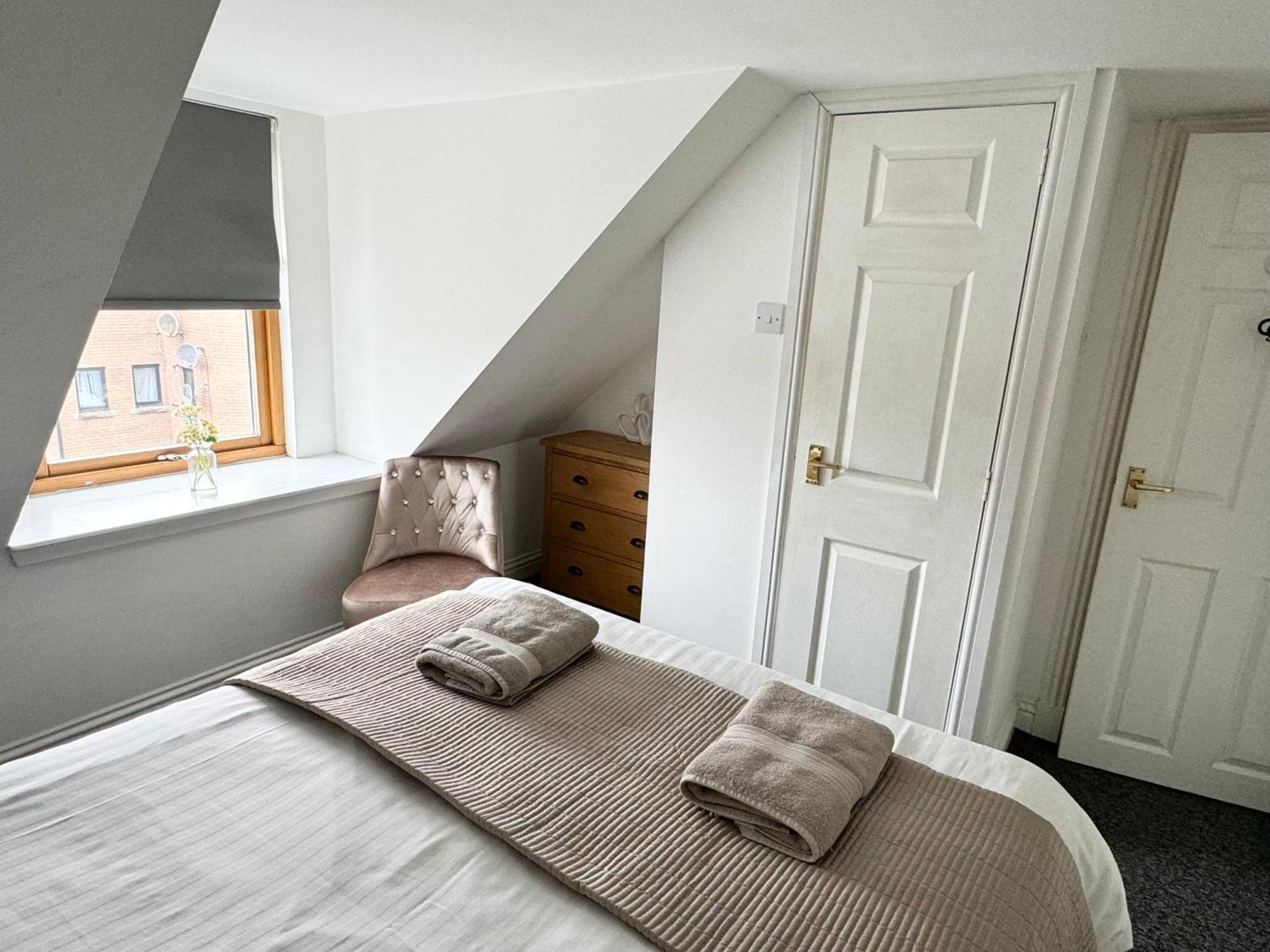 Riverside Townhouse Inverness Bagian luar foto