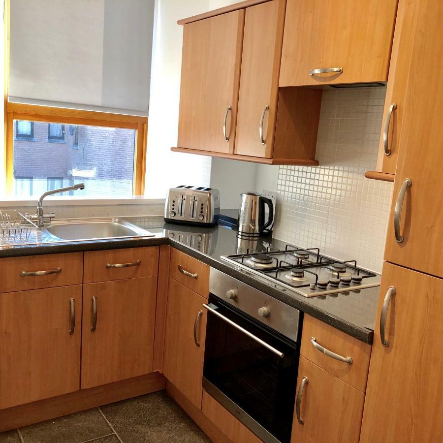 Riverside Townhouse Inverness Bagian luar foto